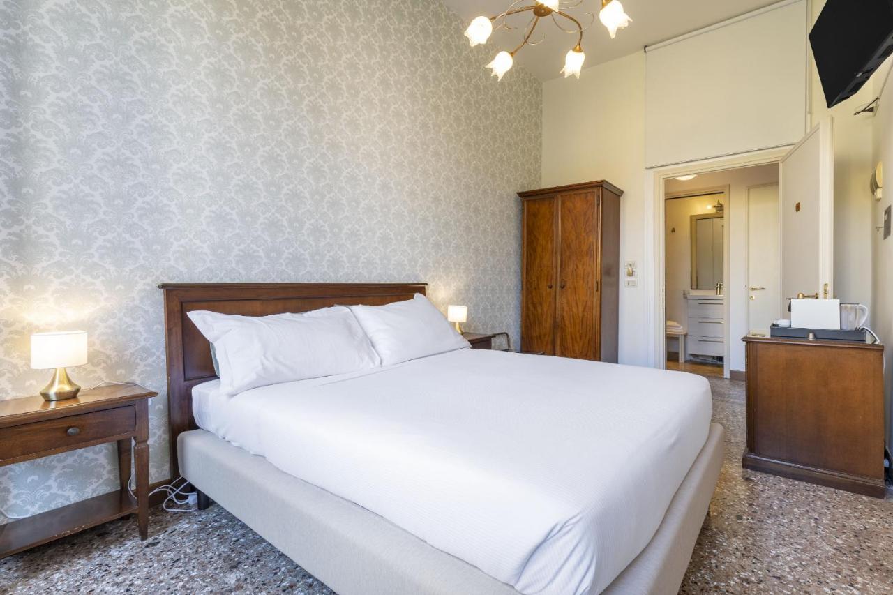 Residenza Centopietre - Dorsoduro By Wonderful Italy Βενετία Εξωτερικό φωτογραφία
