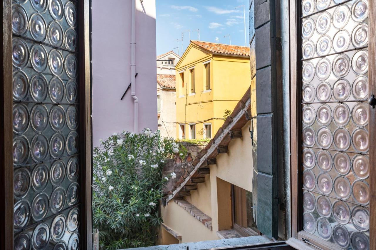 Residenza Centopietre - Dorsoduro By Wonderful Italy Βενετία Εξωτερικό φωτογραφία