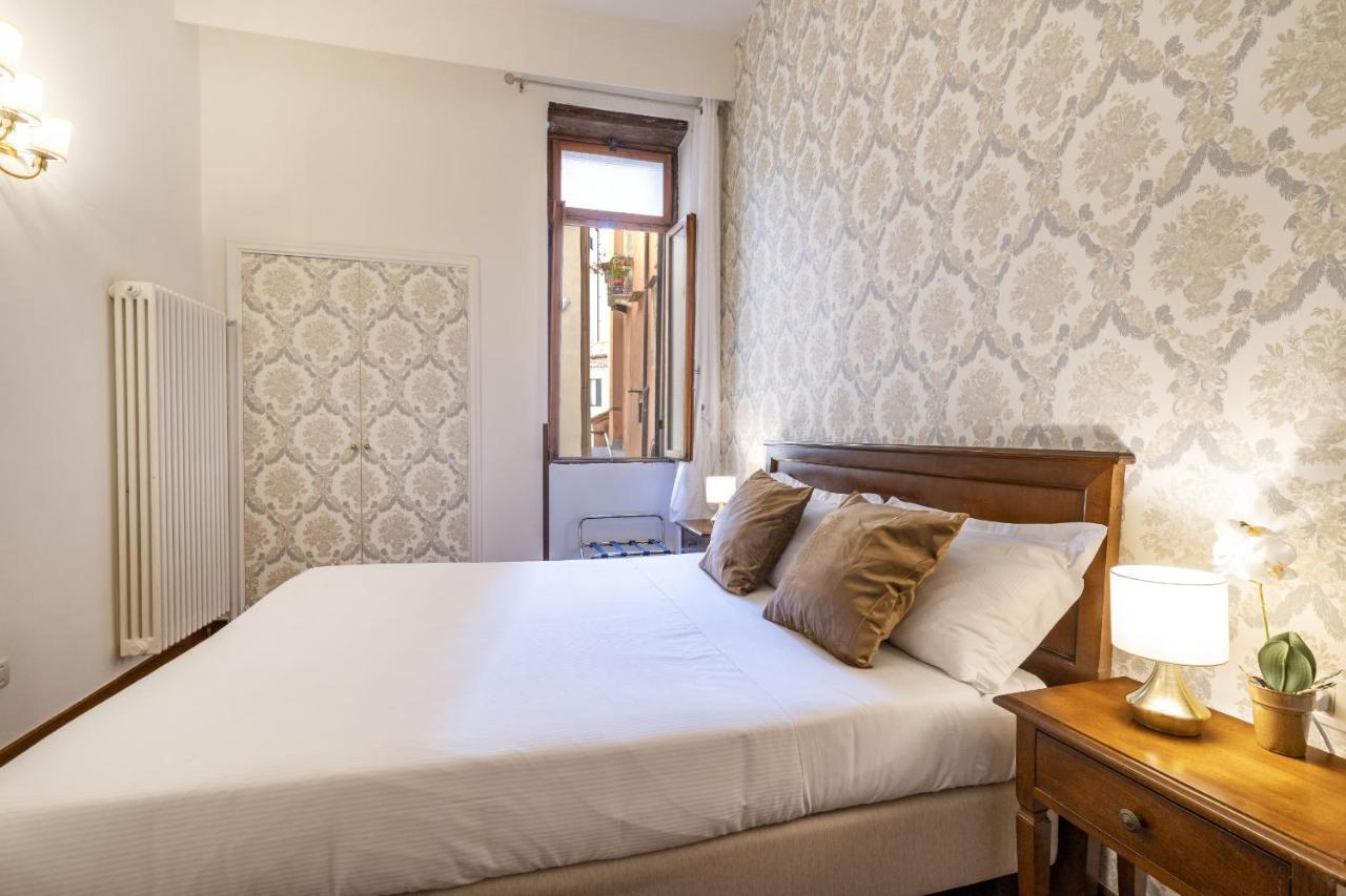 Residenza Centopietre - Dorsoduro By Wonderful Italy Βενετία Εξωτερικό φωτογραφία
